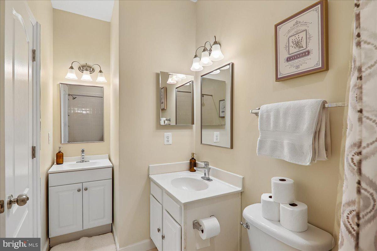 644 Spectator Property Photo 8