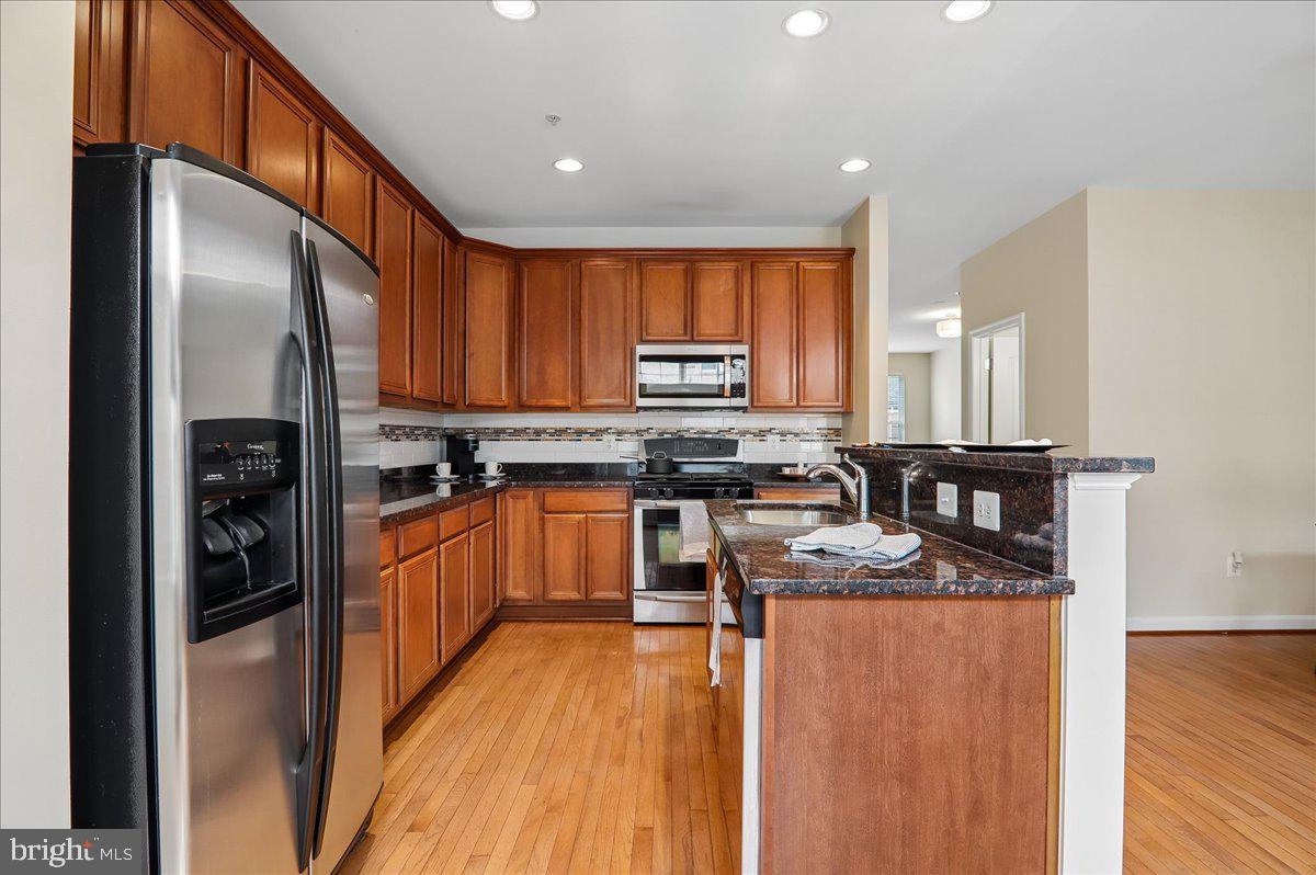 644 Spectator Property Photo 13