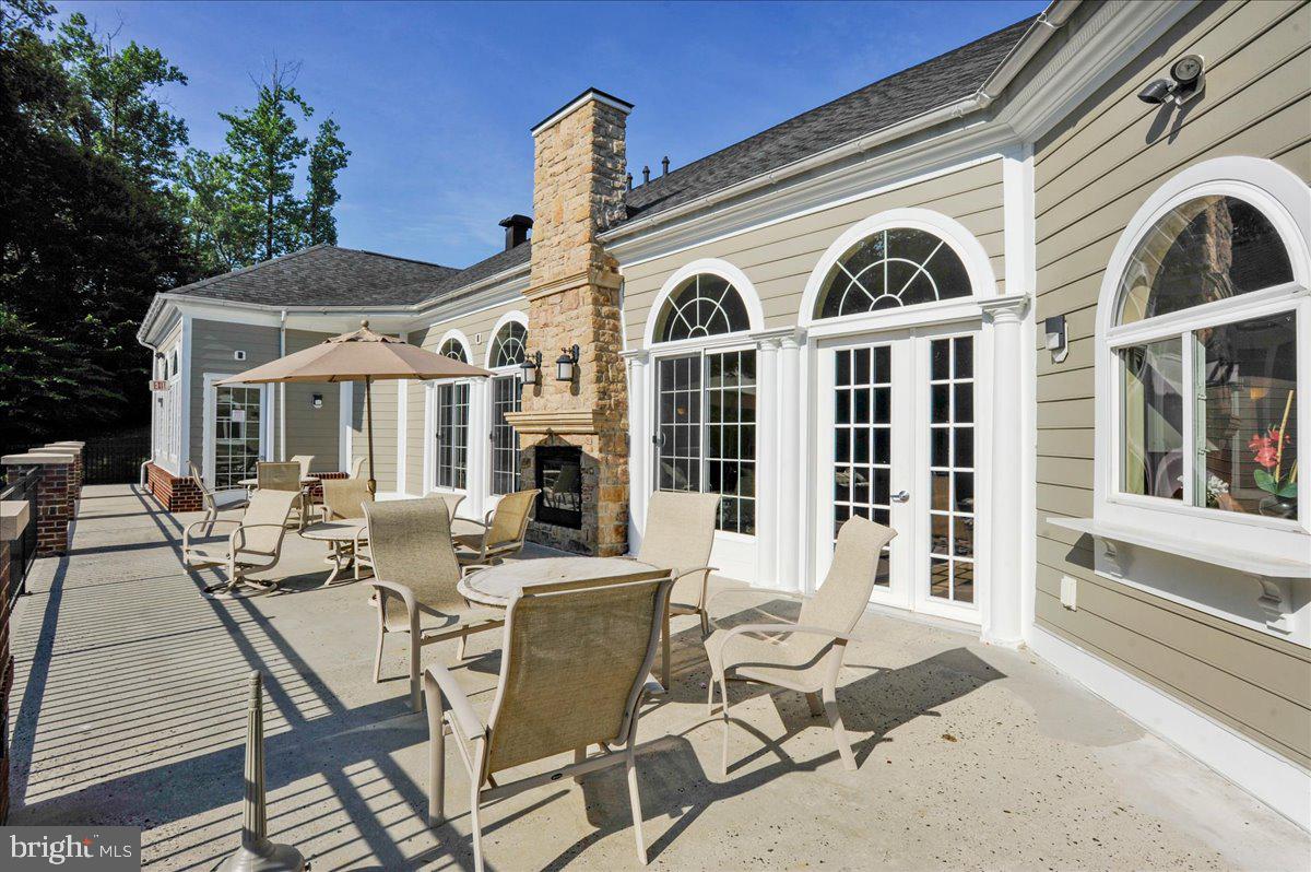 644 Spectator Property Photo 37