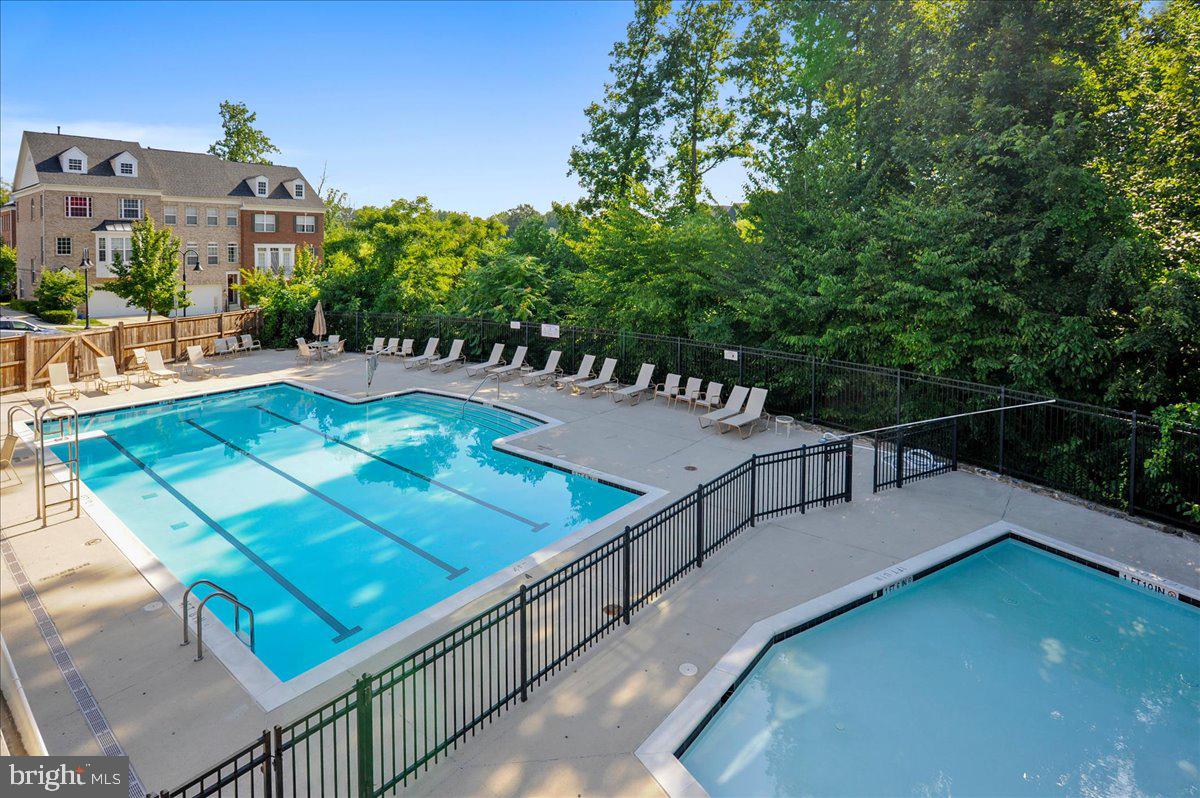 644 Spectator Property Photo 39