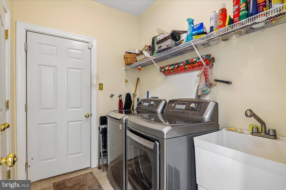 13103 Lenfant Dr Property Photo 25