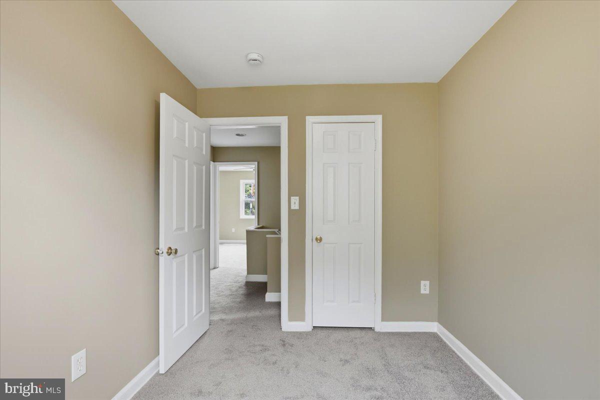 7632 W Park Dr Property Photo 18
