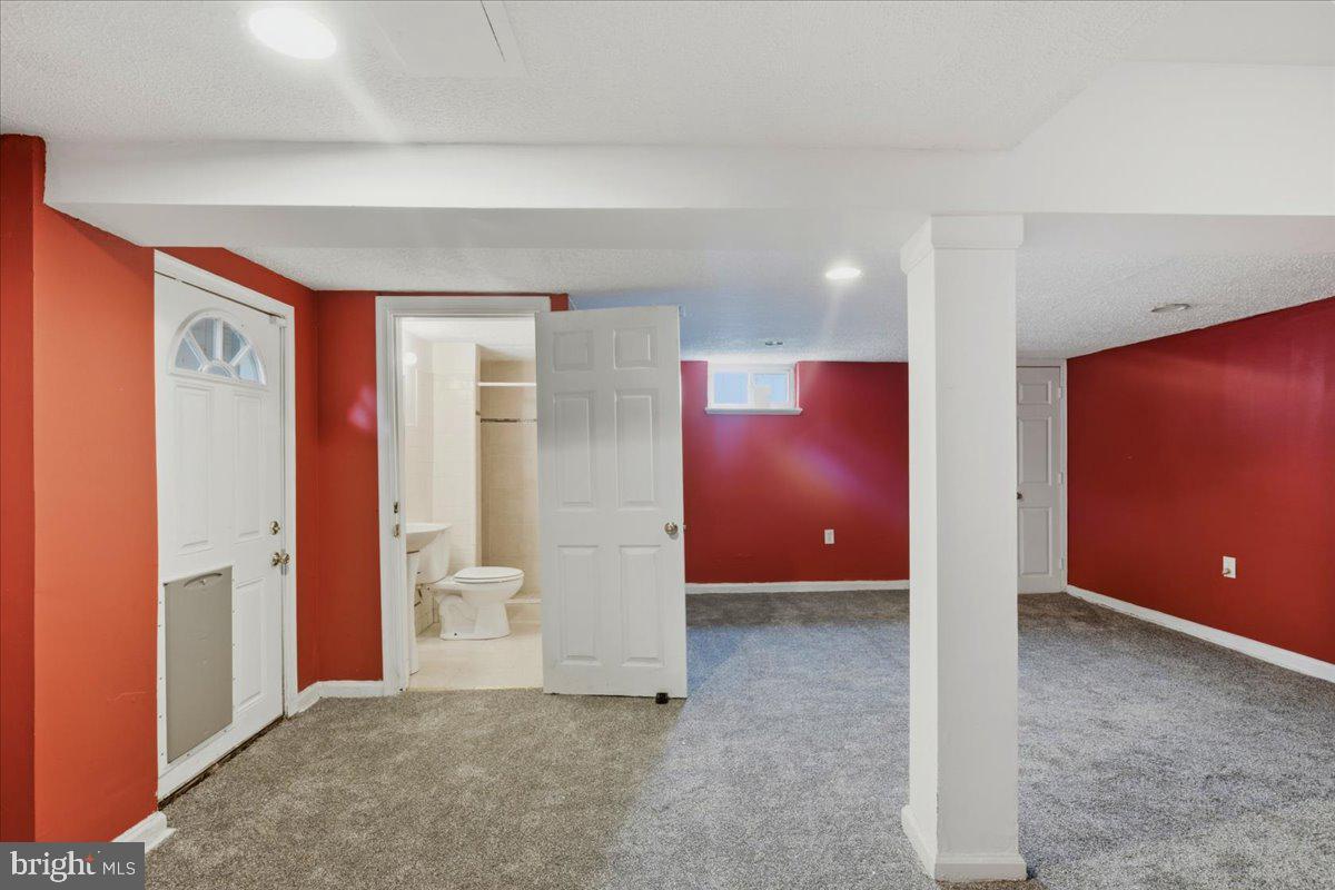7632 W Park Dr Property Photo 29