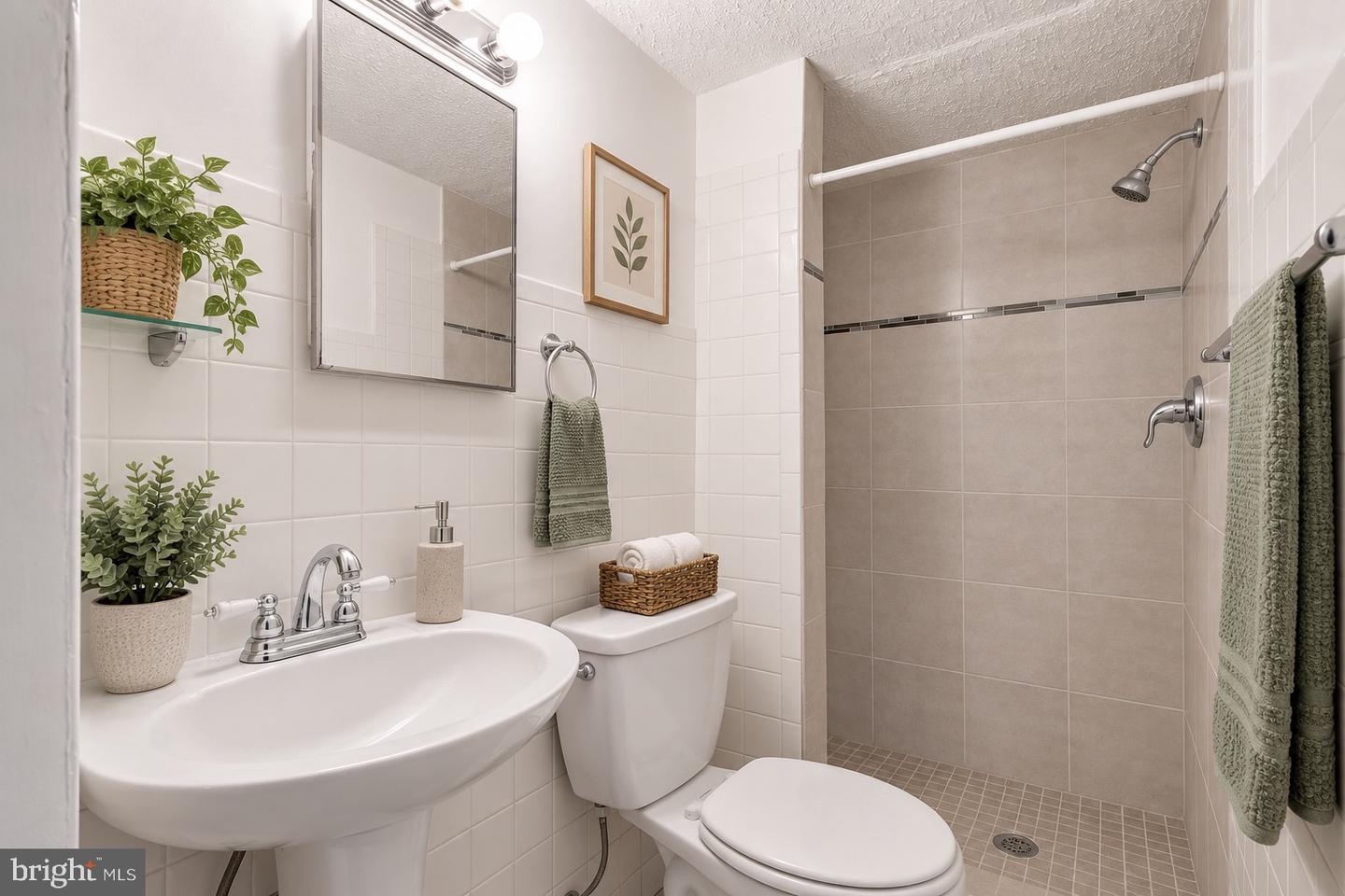7632 W Park Dr Property Photo 30