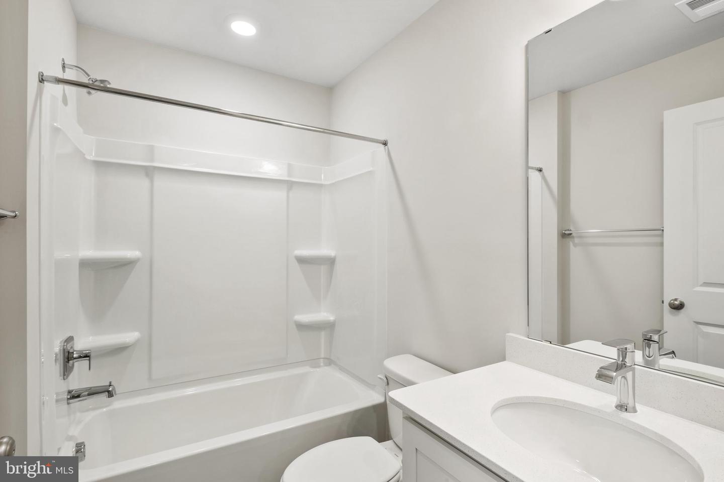 7548 Silver Thread Way Property Photo 21