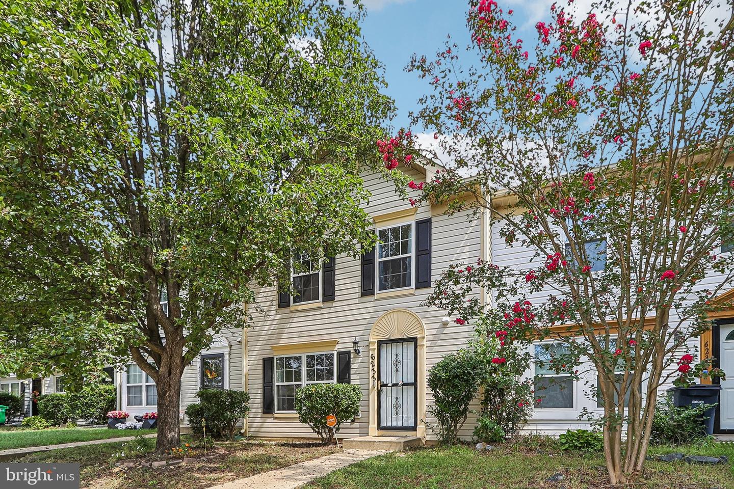 6233 E Hil Mar Cir Property Photo 2