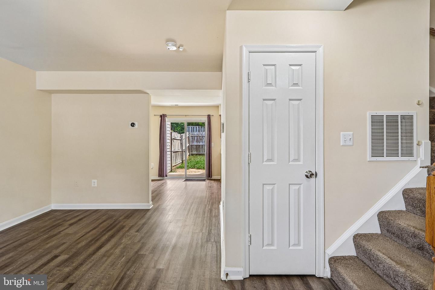 6233 E Hil Mar Cir Property Photo 3