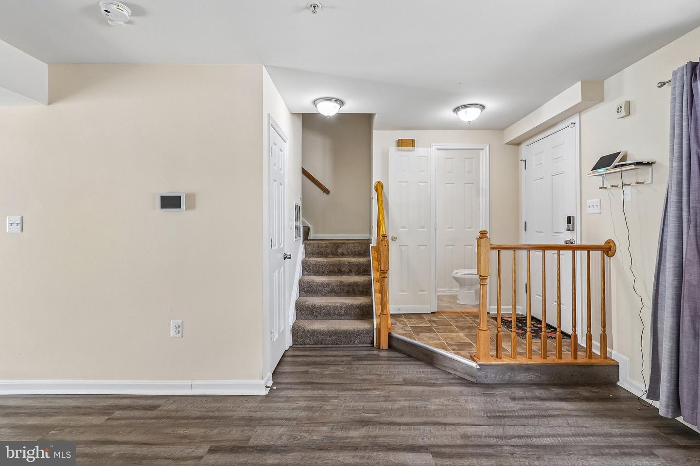6233 E Hil Mar Cir Property Photo 4