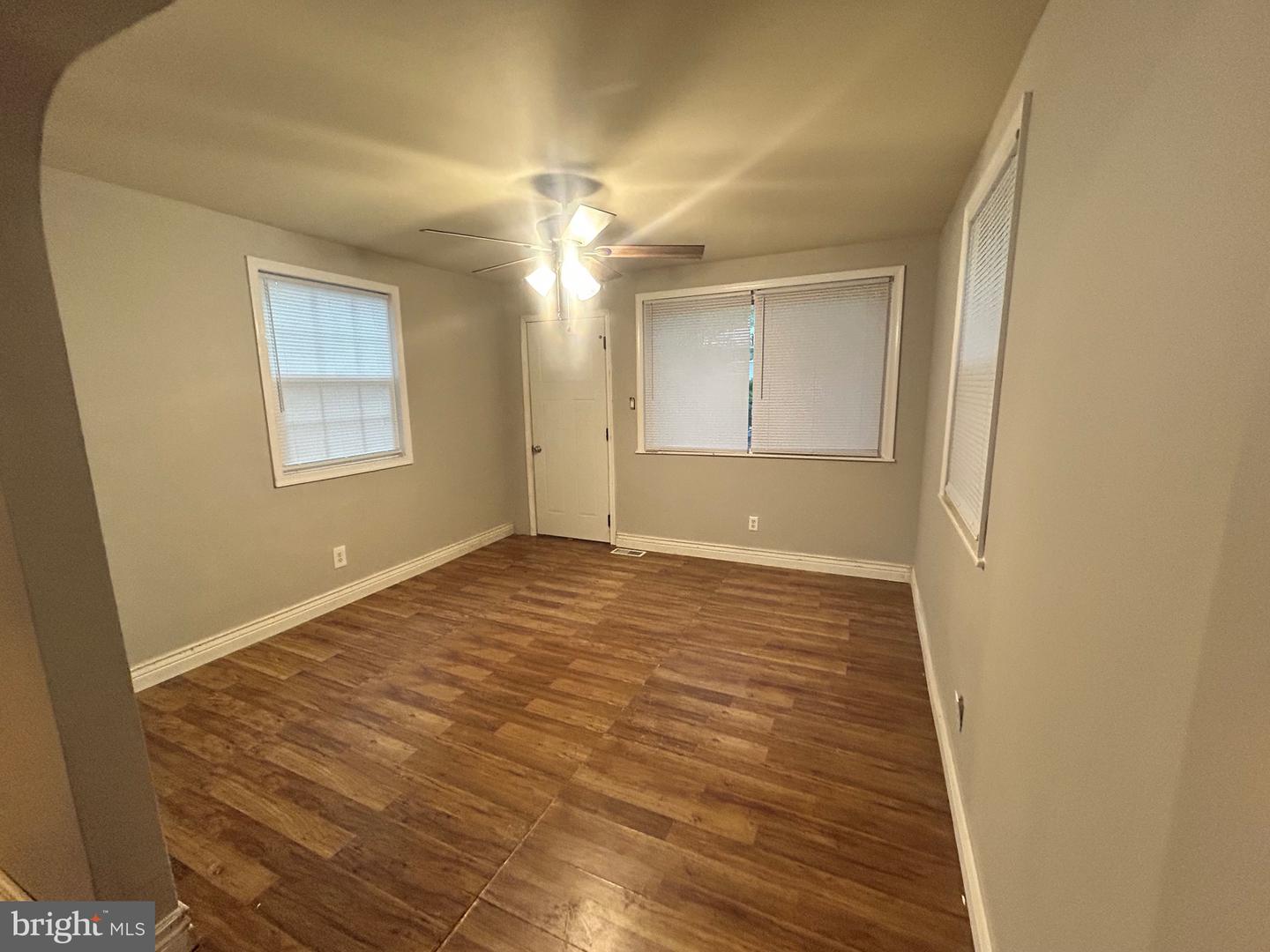 7228 Hylton St Property Photo 2