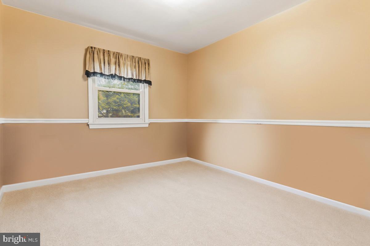 11814 N Lincoln Ave Property Photo 14