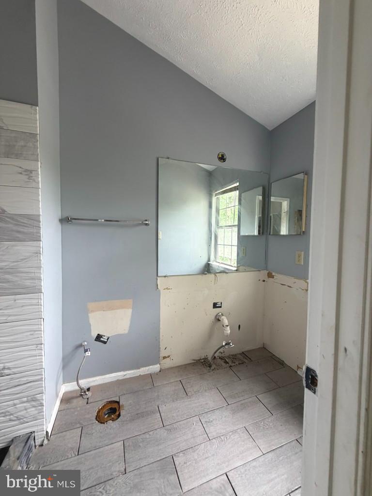 7202 Tamo #2 Property Photo 12
