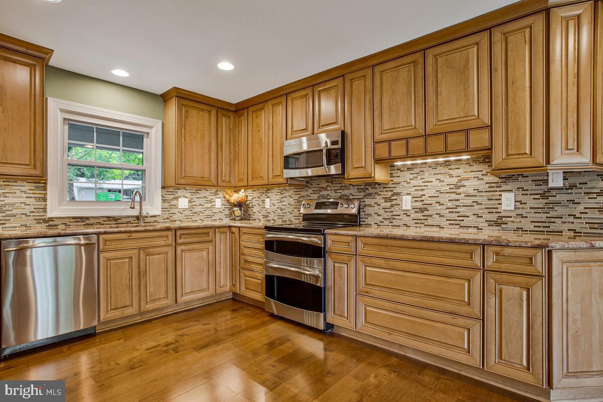 13216 Idlewild Dr Property Photo 13