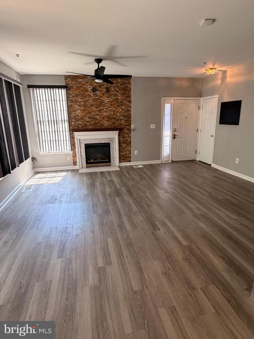 14401 HAMPSHIRE HALL CT #G-1001 Property Photo 1