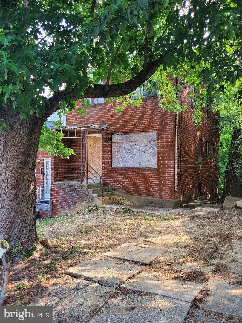 3612 Dixon St Property Photo 3