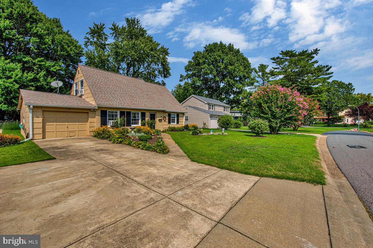 12604 Bunting Ln Property Photo 6