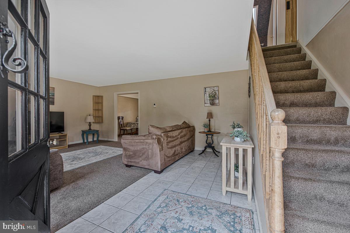 12604 Bunting Ln Property Photo 7