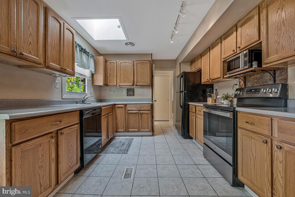 12604 Bunting Ln Property Photo 16