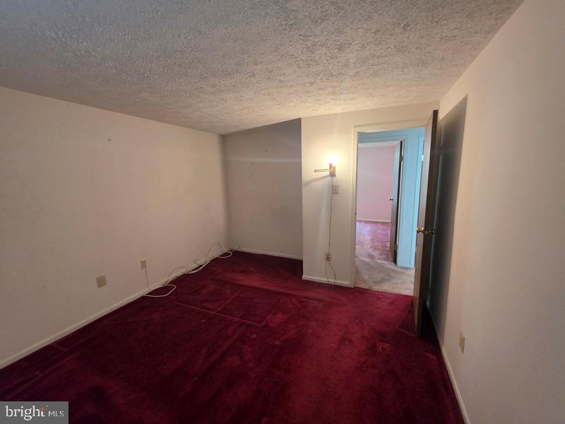 6413 Tiffany Ct Property Photo 8