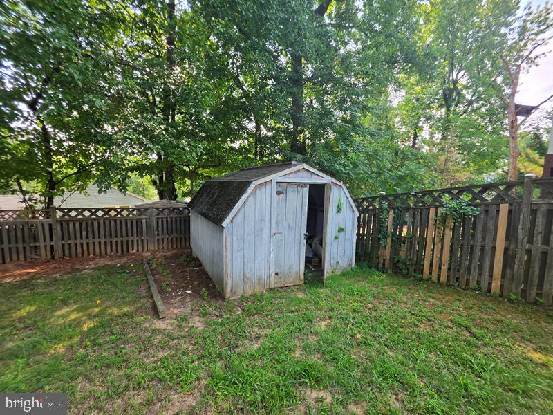 6413 Tiffany Ct Property Photo 24