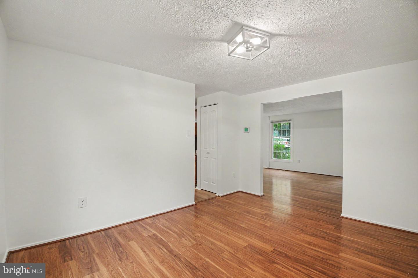 3410 Inverwood Ln Property Photo 6