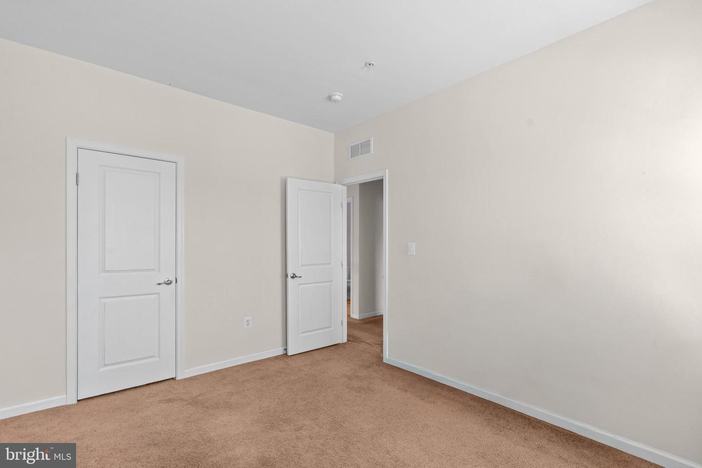 13727 Port Commerce Ct Property Photo 27