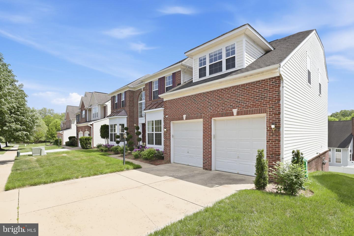 10105 Elgin Cir Property Photo 3