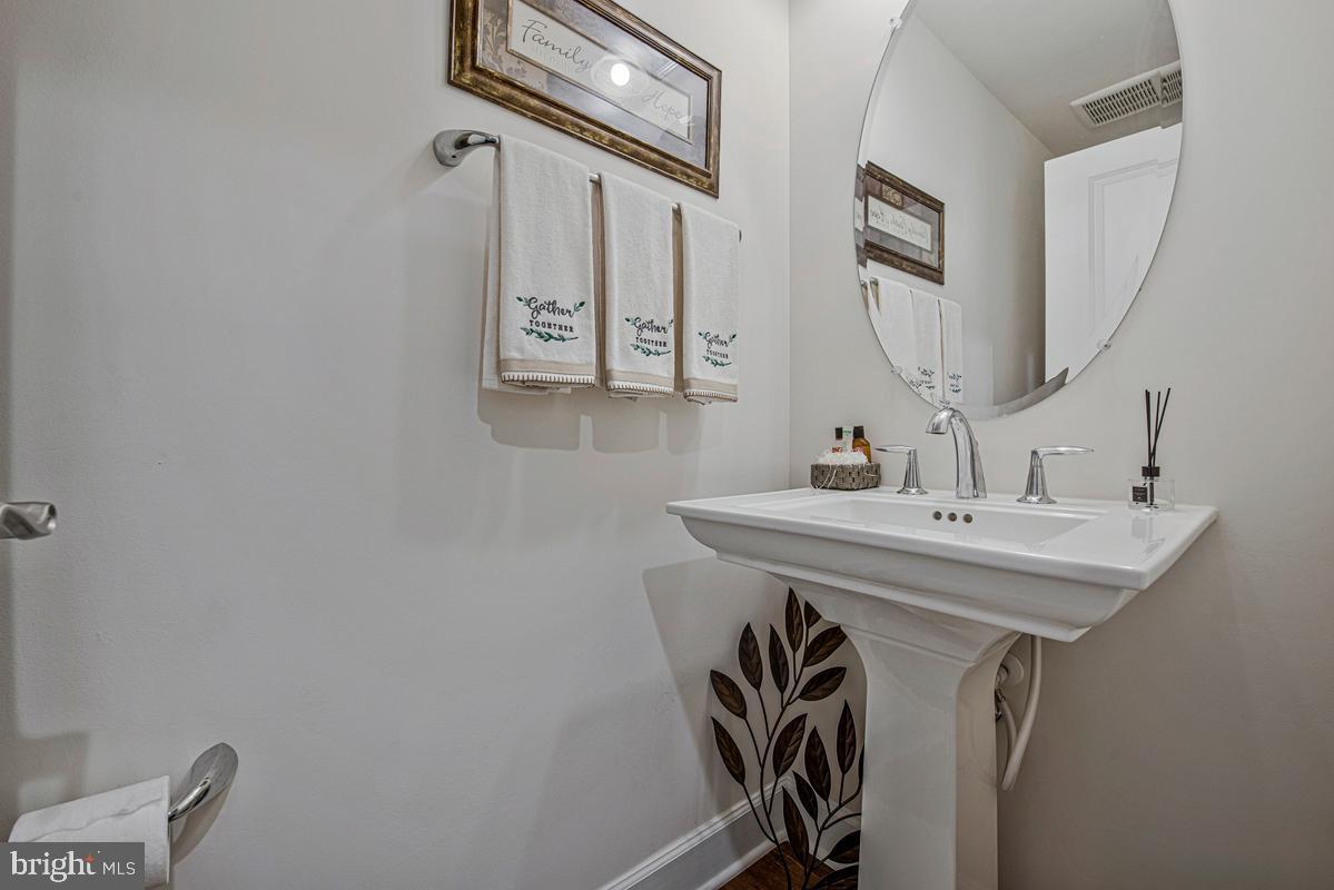 12706 Coventry Manor Way Property Photo 11