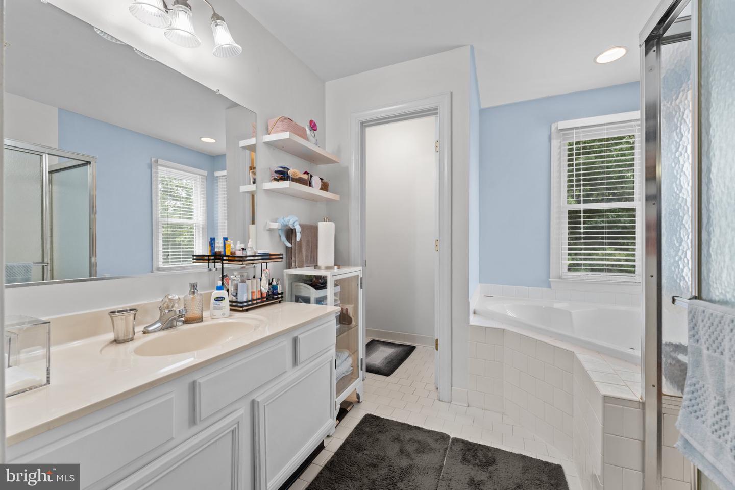 7614 Stratfield Ln Property Photo 22