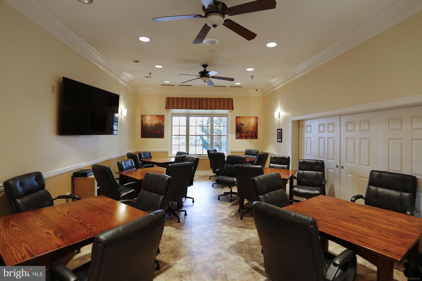 7211 Piney Woods Pl Property Photo 82