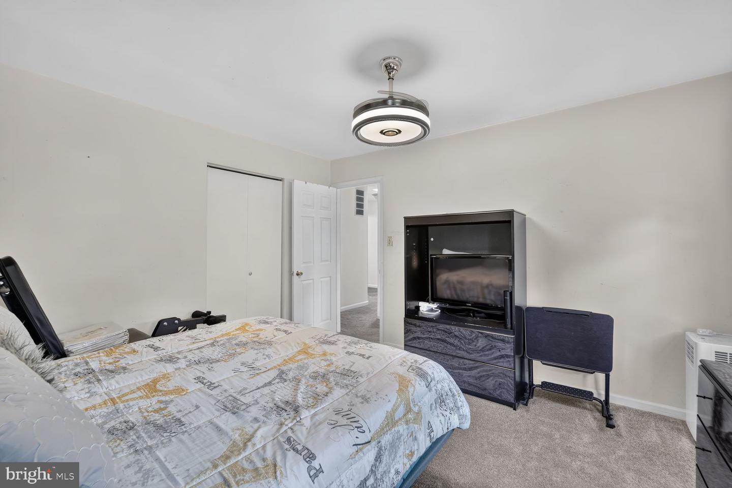 10907 Fruitwood Dr Property Photo 4