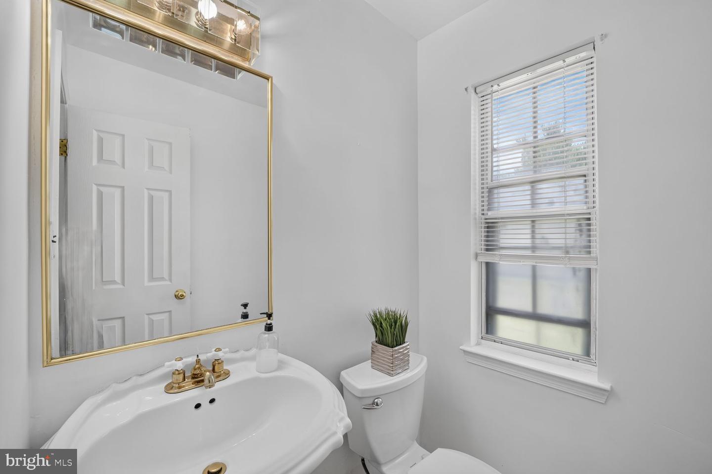 10907 Fruitwood Dr Property Photo 10