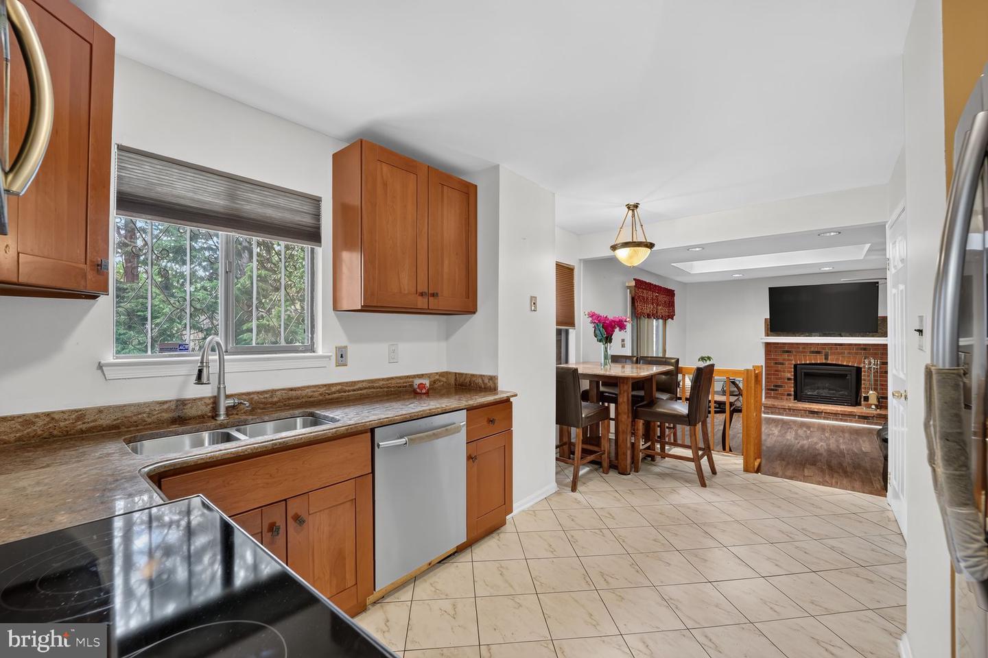 10907 Fruitwood Dr Property Photo 11