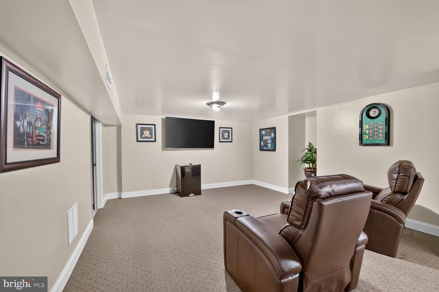 10907 Fruitwood Dr Property Photo 16