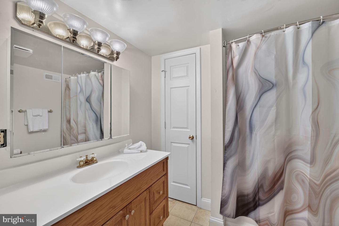 10907 Fruitwood Dr Property Photo 17
