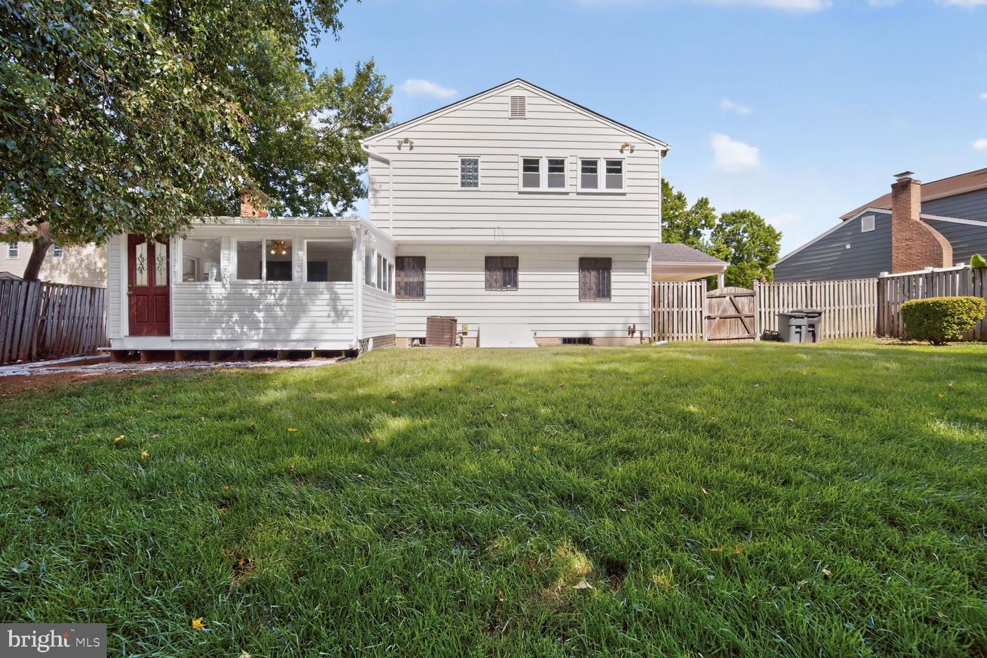 10907 Fruitwood Dr Property Photo 18