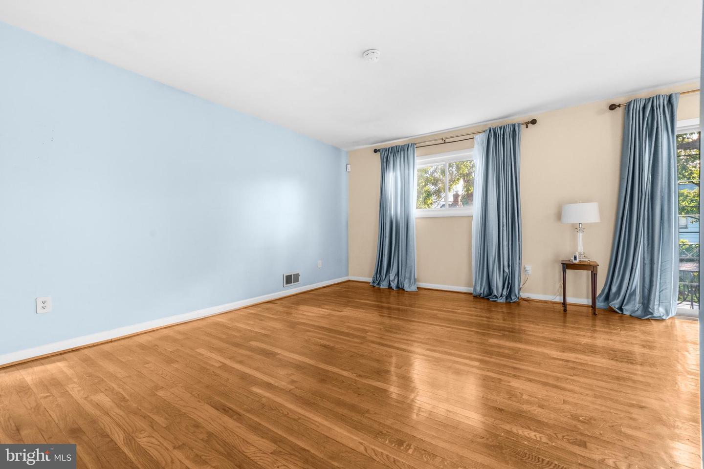 4312 Kinmount Rd Property Photo 9