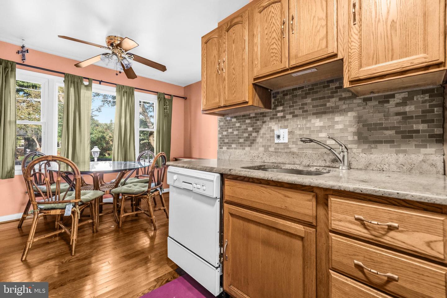 4312 Kinmount Rd Property Photo 12