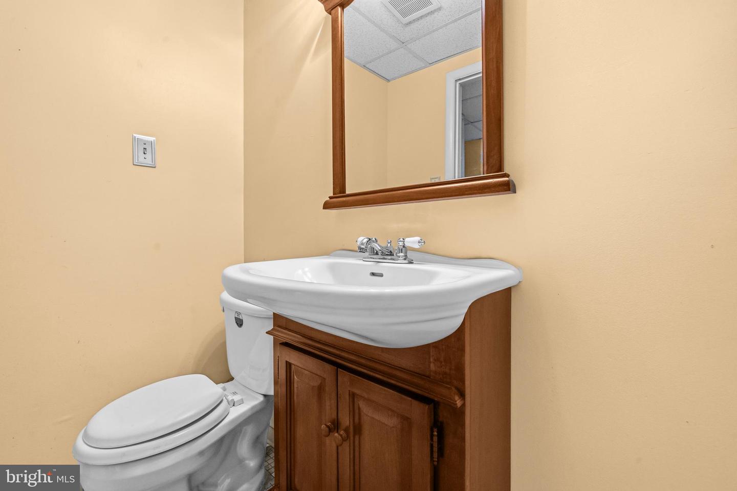 4312 Kinmount Rd Property Photo 27