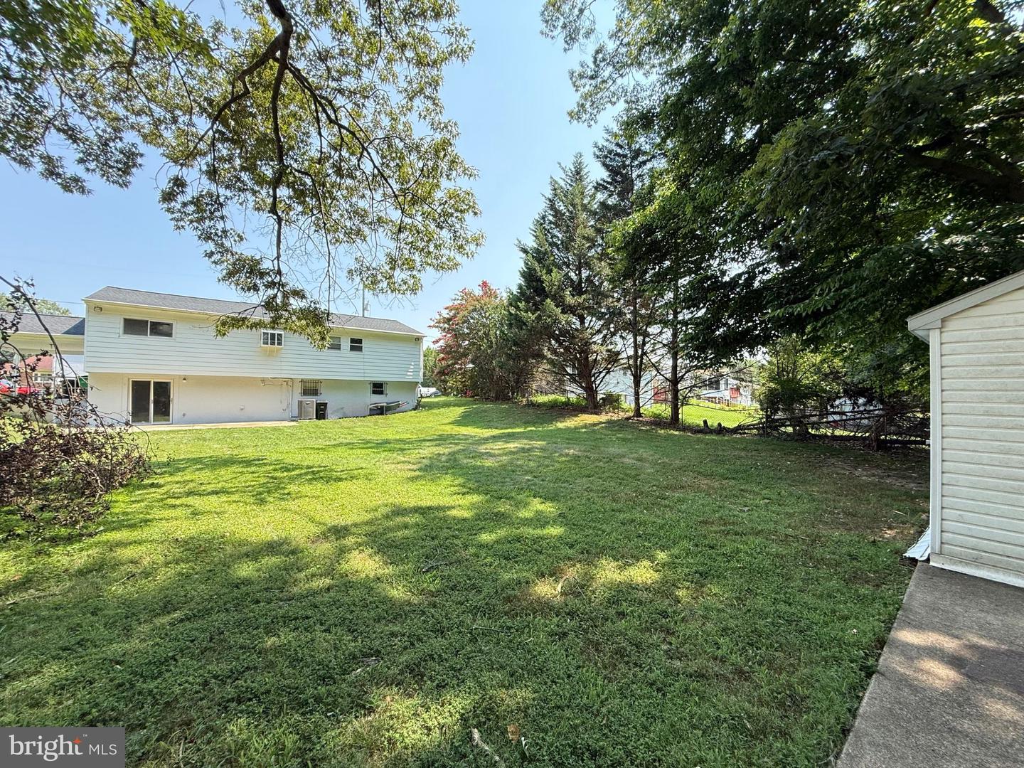 9521 Gwynndale Dr Property Photo 6