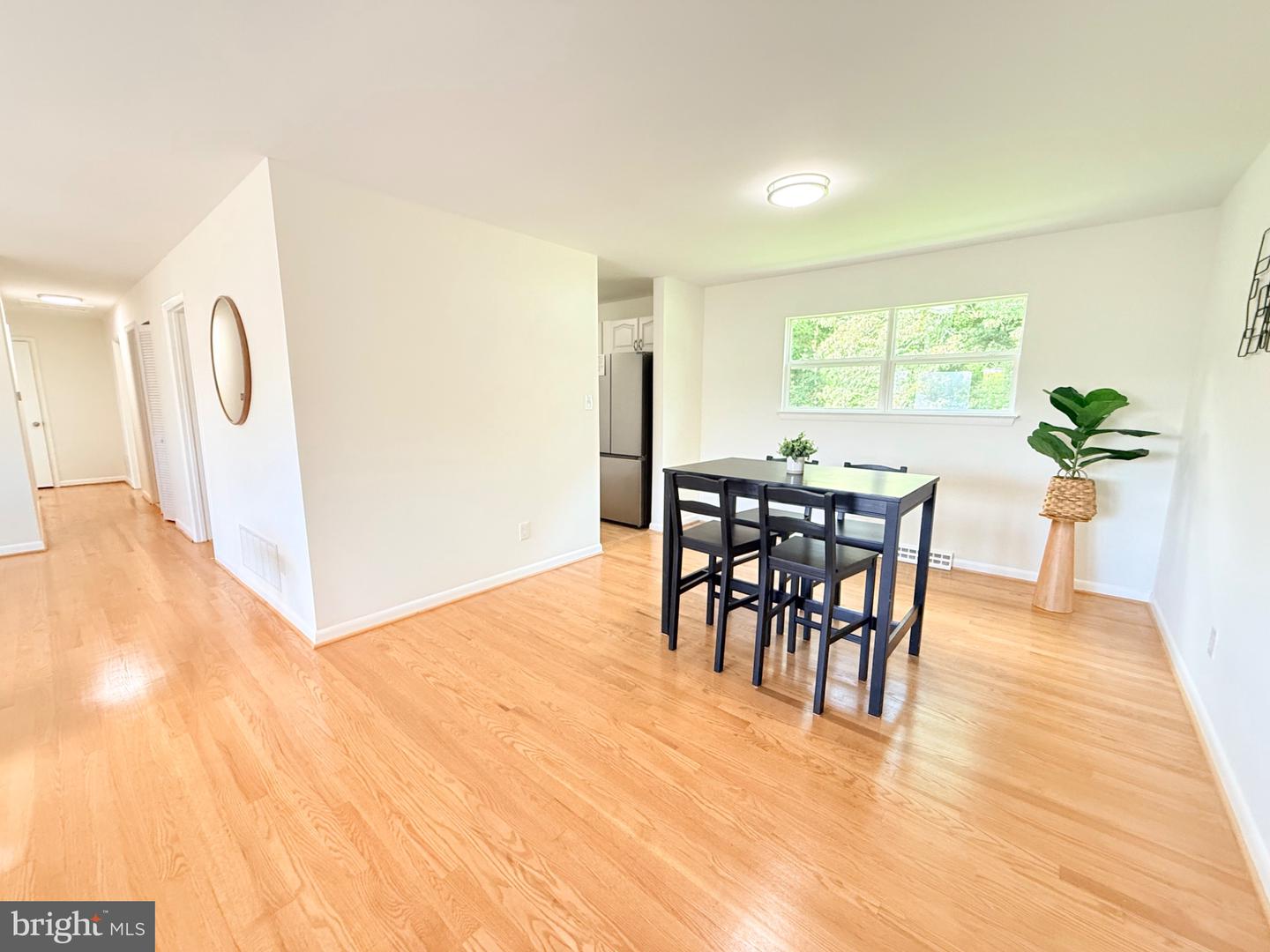 9521 Gwynndale Dr Property Photo 8