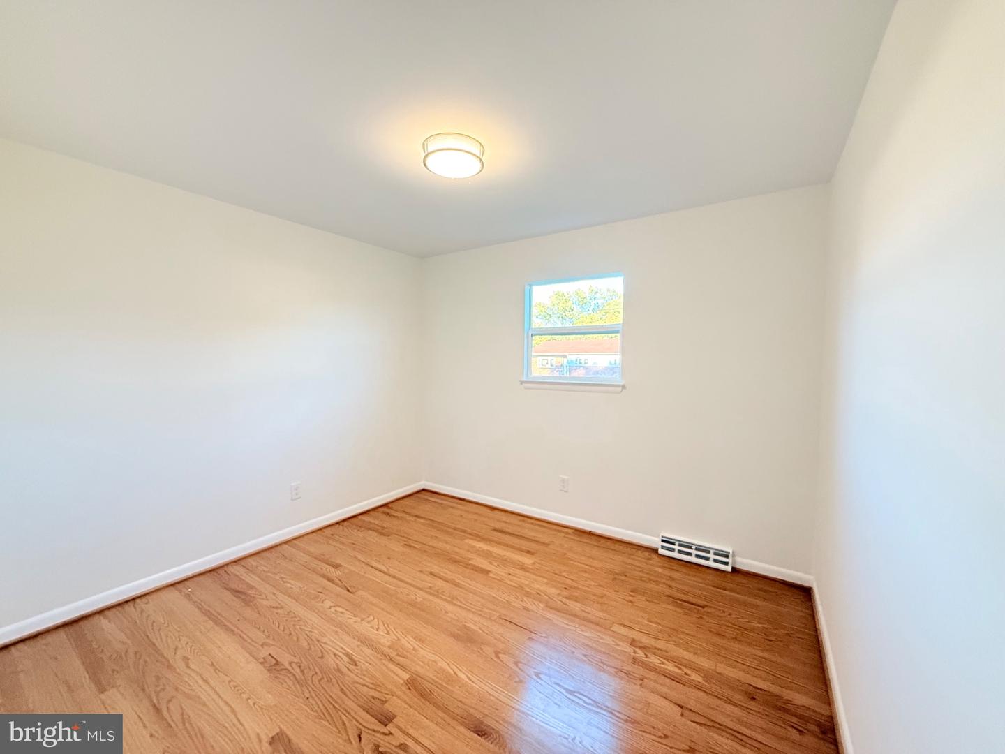 9521 Gwynndale Dr Property Photo 16