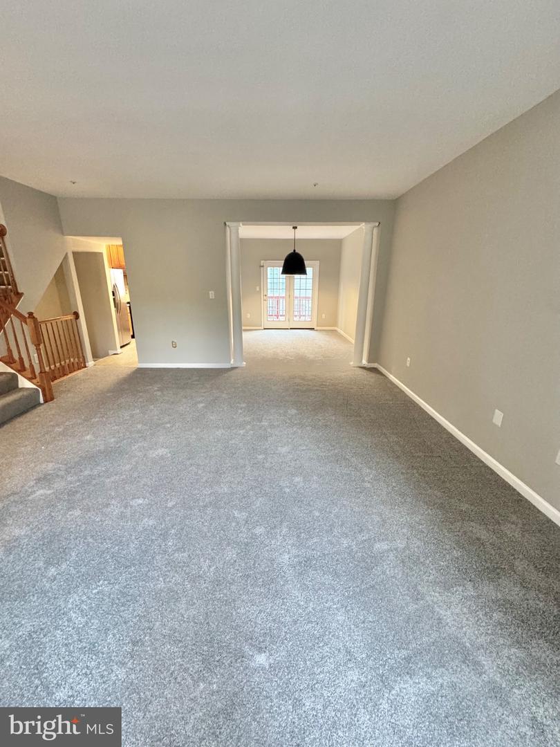 7104 Chickweed Property Photo 6