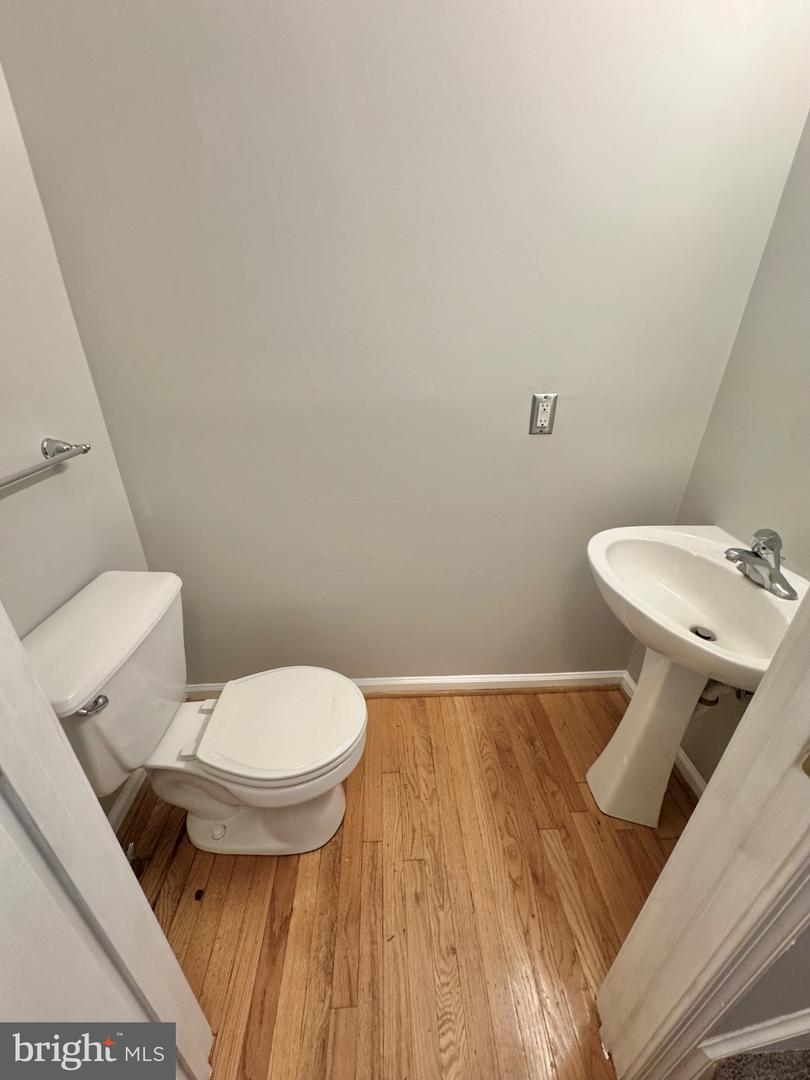 7104 Chickweed Property Photo 10