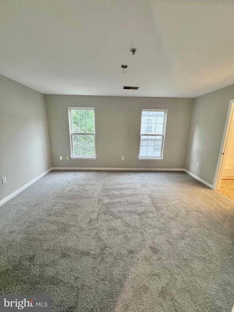 7104 Chickweed Property Photo 12