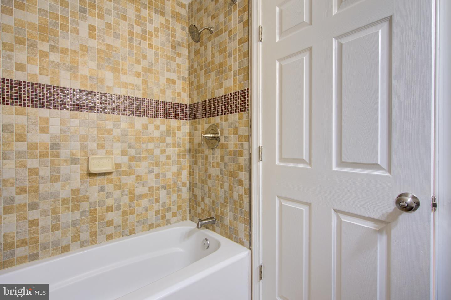 10317 Broom Ln Property Photo 34