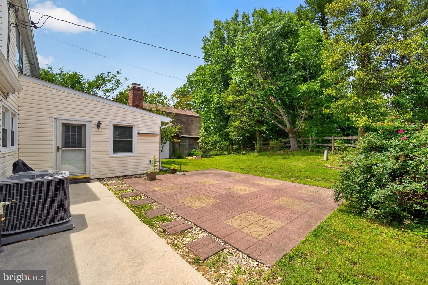 2922 Barrister Ln Property Photo 23