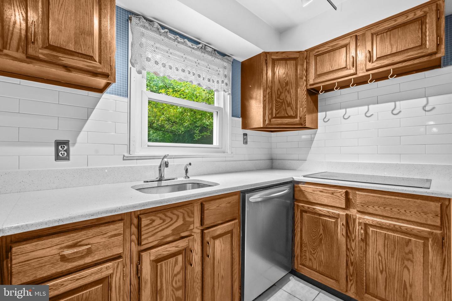 2706 Felter Ln Property Photo 18