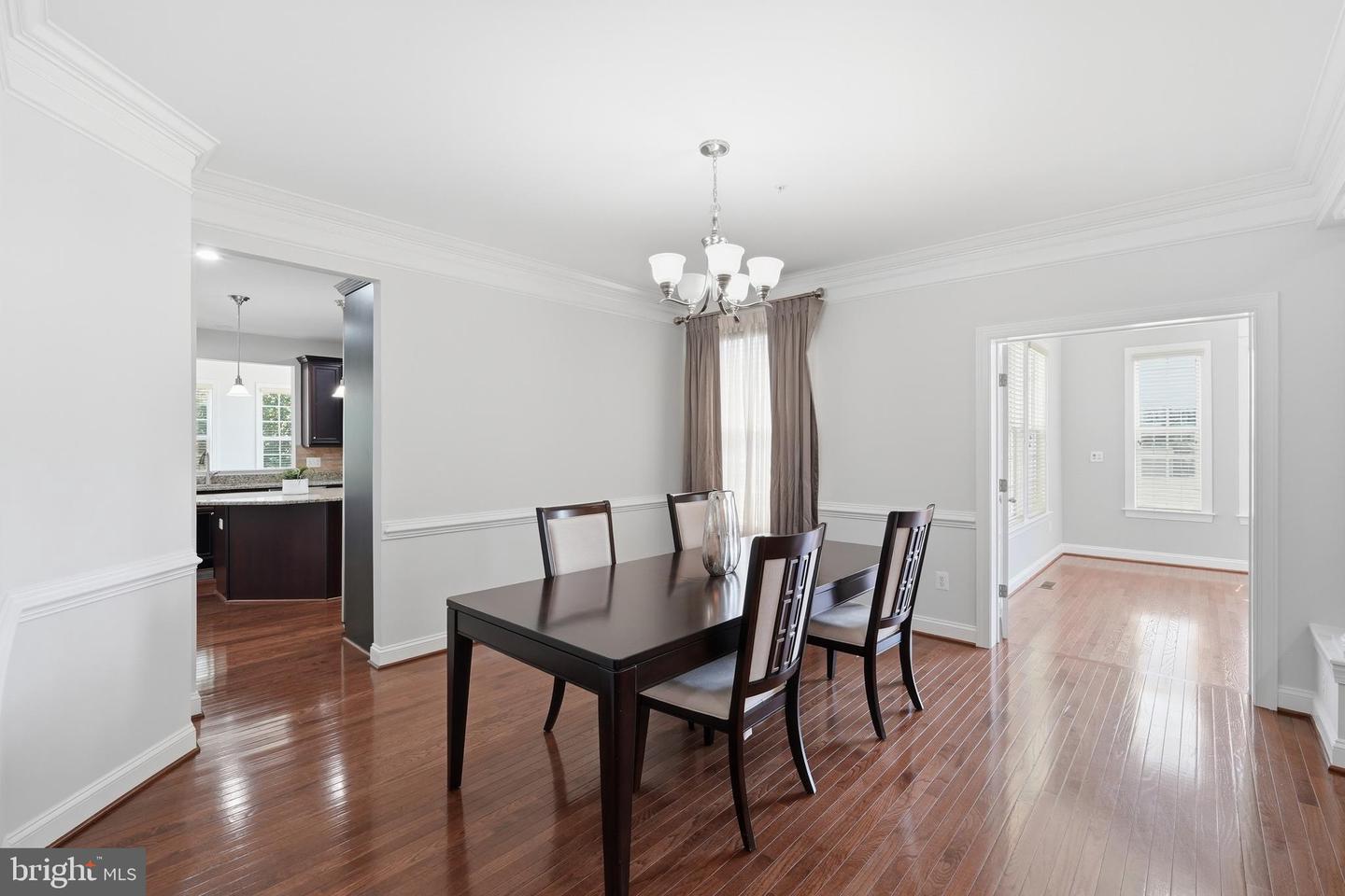 16204 Broxburn Ln Property Photo 9
