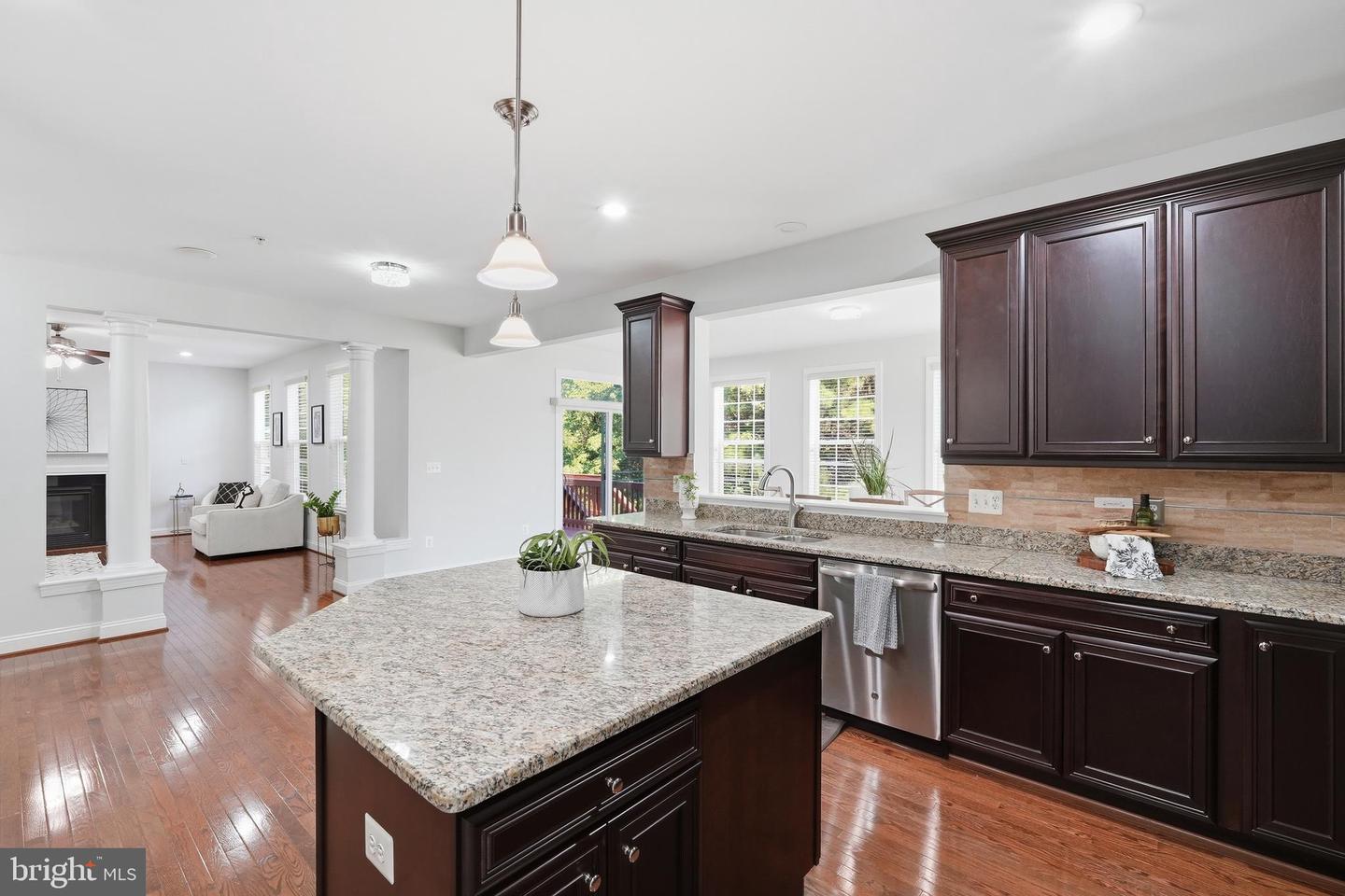 16204 Broxburn Ln Property Photo 16
