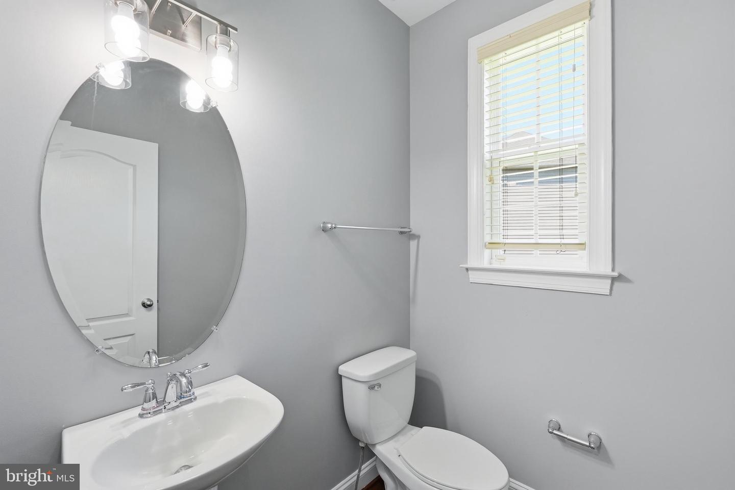 16204 Broxburn Ln Property Photo 19